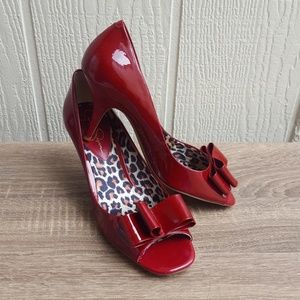 NWOB Gorgeous Red Jessica Simpson Heels